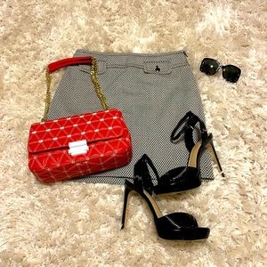 ✨Like New Ladies Ann Taylor Loft Skirt✨